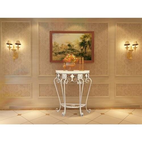 Porch ark. American sitting room, wrought iron half round. Decorative wall