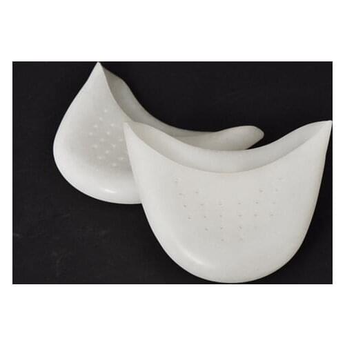 Wholesale Relieve toe pain silicone toe pad cover for high heel forefoot mat as ballet shoes foot protector mat feet care tool