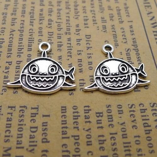 200pcs Shark Charms 16mm x 18mm DIY Jewelry Making Pendant antique silver color