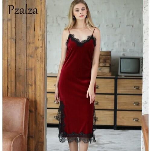 Nighty Dress Sexy Women Autumn Velvet SleepShirt Deep V Neck Lace Sexy Nightgown Home Dress Soft Velour Sleepwear Night Dress