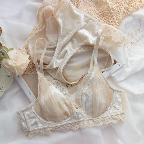 Wriufred Lace underwear thin velvet sexy bra set without steel ring bralette sweet student lingerie briefs sets
