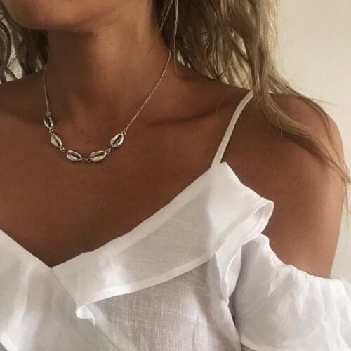 Bohemian Shell Trendy Necklace For Women Chain Single Layers Pendant Silver Color Beach Conch Statement Necklaces Choker