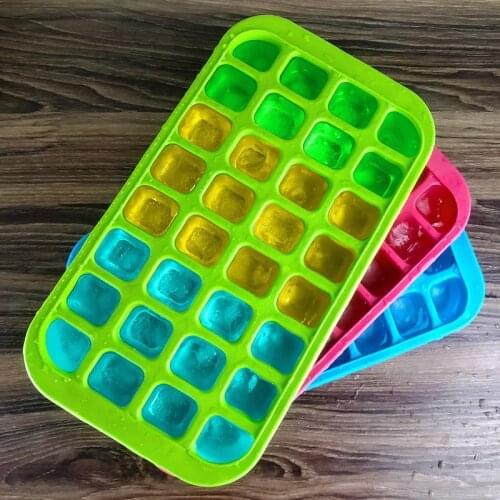 1SET 32cubes 3CM Big Lce Cube Tray Molds Makers Party Kitchen DIY Lce Cream Silicone Moulds Moulds With PP Tray Easy To Go