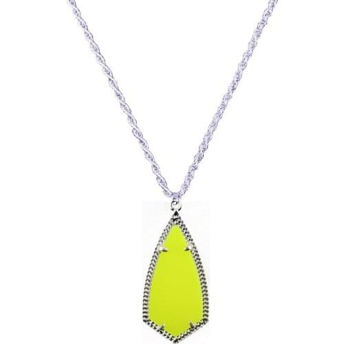 2020 New Brand Designer Inspired Plating Geometric Rhombus Kite Frame Pendant Long Necklace for Women Jewelry Wholesale