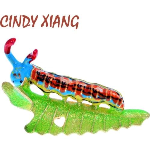 CINDY XIANG New Emperor Caterpillar On Leaf Brooch Pins 2021 Enamel Animal Insect Brooch Pins Green Leavs 3 Colors Available