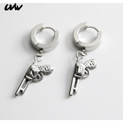 UVW401 2pc Punk 316L Cool Punk Rock Round Dangle Gun Design Pendants Earrings Men Earrings Studs Brincos Fashion Jewelry Unisex