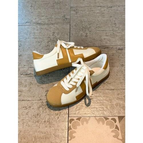 Womens sports casual shoes 2021 spring and autumn new Korean style lace-up round toe fashion all-match flat bottom shoes trend