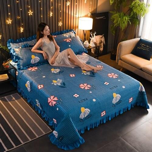 Blue Flowers Crystal Velvet Bed Sheet Lace Thickened Winter Warm Flat Sheet Flannel Bed Linen Bedspread Home Decor