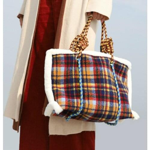 High Quality Woolen Cloth Crossbody Bag Weaving Tote Vintage Handbag Woman Fur Zipper Decoration Shoulder Bag Women Knitting