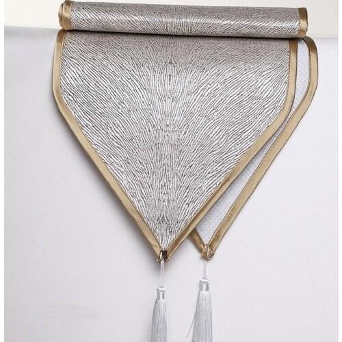 Luxury PU Table Runners Modern Gold Stripe Bed Runner Waterproof For Wedding Geometric Cloth with Tassels Dining Decoration