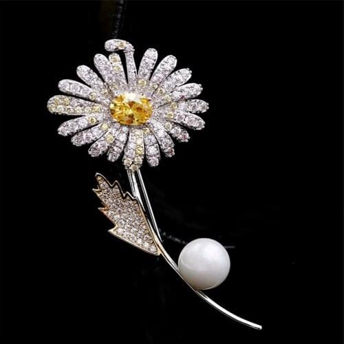 Korean fashion new daisy brooches pins micro pave cubic zirconia wedding flower corsage Individuality Xmas gifts brand jewelry