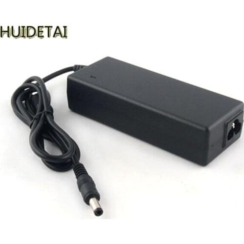 19V 4.74A 90W Power AC Adapter Charger for Packard Bell EasyNote R8205 R8720 R8721 R8730 R8740 R8748 R8750 R8761 R8762