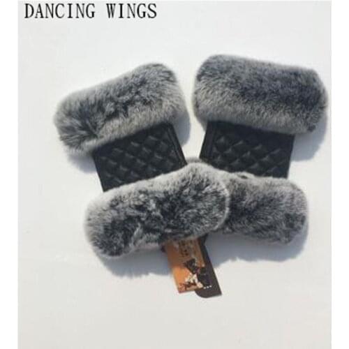 DANCING WINGS Women's Fur Mittens China
