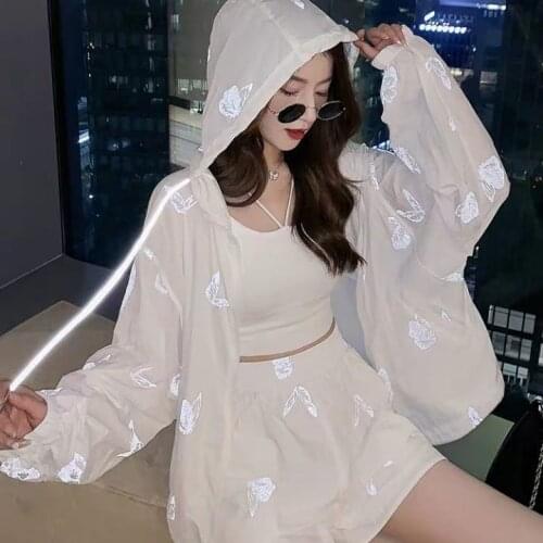 Suit Womens Summer Sun-Proof Set Womens 2021 New Reflective Butterfly Hooded Top with Wide Leg Shorts Womens Two-Piece Suit