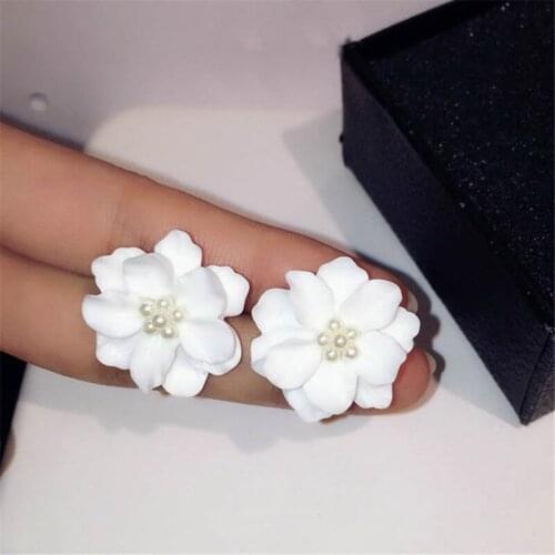 Korean New Arrival Sweet Crystal Holiday Flower Stud Earrings For Women Fashion Elegant Oorbellen Bijoux Party Gifts