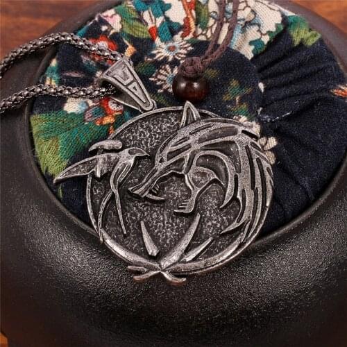 Vintage Gothic Fashion Wizard Pendant Necklace Wolf Head Bird Shape Geralt Animal Collar Chain Punk Bijouteries For Men