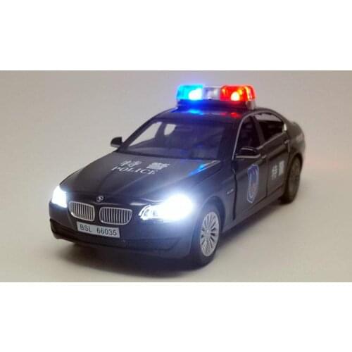 1:32 Scale Diecast Alloy Metal For TheBMW 535i 5 Series ForPolice Car Model Collection Model Pull Back Toys Vehicle