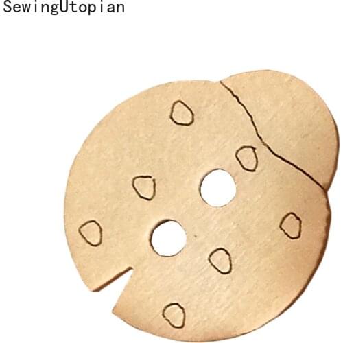 50PCs Wooden Button 2 Holes Ladybug Shape Sewing Buttons for Kids Clothes Scrapbooking Decorative Handicraft DIY Accessories