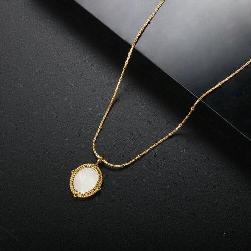 ZMFashion Personality White Shell Oval Pendant Women Necklace Simple Clavicle Chain Round Beads Aesthetic Choker Jewelry bijoux