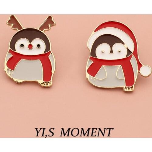 Christmas Reindeer Enamel Pins and Brooches for Women Men Lapel Pin Backpack Bags Badge Kids Gifts