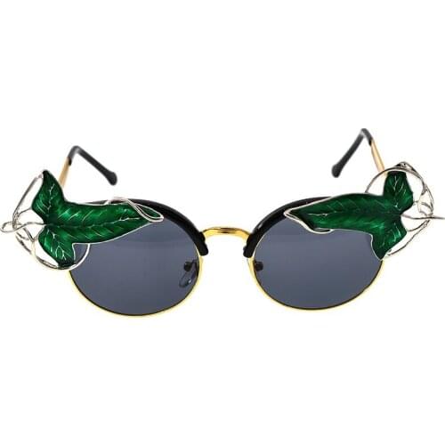 Newest Baroque Crystal Leaf Round Sunglasses Women Vintage Sunglasses Summer Vacation Party Ladies Beach Eye Ware
