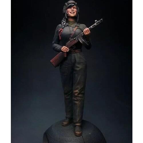1/16 Scale Resin Figure WWII Soviet Female Soldier 120mm