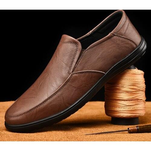2021 Men Casual Shoes Genuine Leather Luxury Brand Mens Loafers Moccasins Breathable Slip on Black Driving Shoes