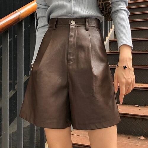 Yiwanxiang Women's Winter Shorts