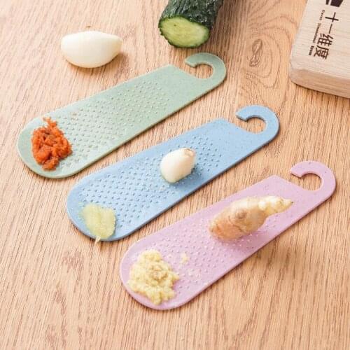 Kitchen Garlic Presses Tools Manual Wheat Straw Ginger Garlic Grater Wasabi Grinding Plate LX8328