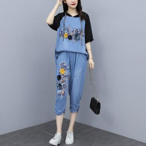 Beaded Flowers Casual Denim Suit Summer 2 Piece Set Women T Shirts Calf Length Pants Large Size Loose Summer Tracksuit