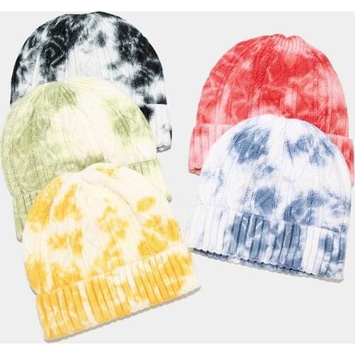 Unisex Knitted Hat Women Winter Warm Wool Cap Elastic Beanie Men Autumn Fashion Hat Outdoor Ski Skull Hat Fashion Graffiti Caps