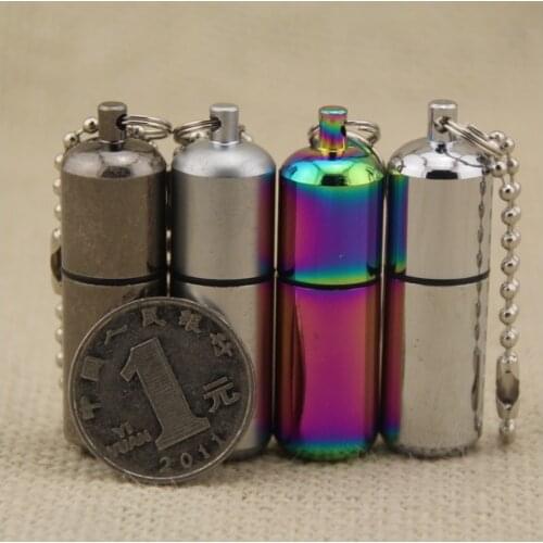 Pocket mini oil can type Car key chain pendant kerosene gasoline Petroleum oil cheap portable cigarette lighter （No fuel