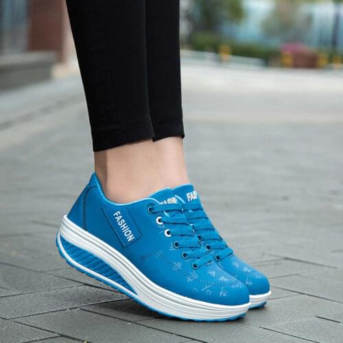 Light Flat Shoes Sport Women Mesh Breathable Running Shoes Plus Size Platform Womens Sneakers Comfort Low Womens Sports Shoe H6