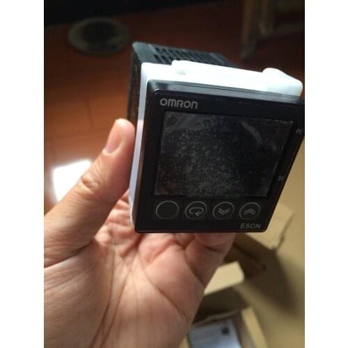 NEW Temperature Controller E5CC-CX2ASM-800