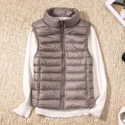 2018 Autumn Short Duck Down Vests New Fashion Female Winter Warm Tops Light Thin Down Jacket Sleeveless Vest Coat