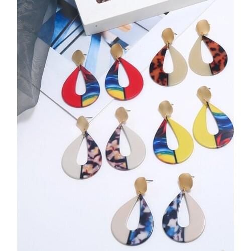 Cheap Fashion Resin Earrings for women Multicolor Hollow out Geometric Pendant Earrings Exquisite ladies everyday Earrings