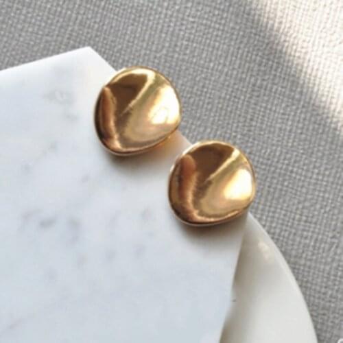 2021 Vintage Round Wafer Statement Geometric Earrings For Women Disc Stud Earring Fashion Jewelry Alloy Earrings Gift
