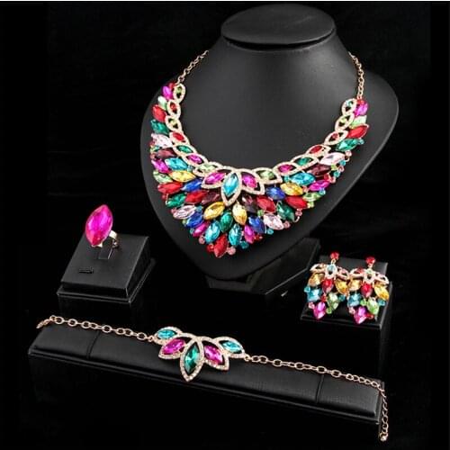 4pcs Crystal Jewelry Set African Bridal Pendant Necklace Earrings Bracelet Ring Statement Chunky Choker Women Wedding Fashion