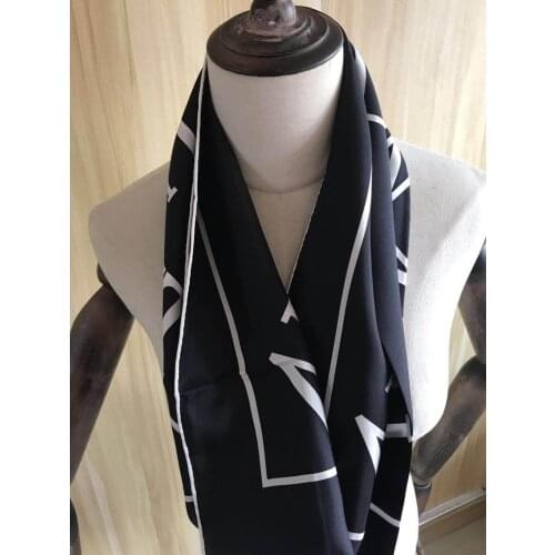 2020 new arrival autumn winter classic black 100% silk scarf 90*90 cm square shawl twill wrap for women lady free shipping