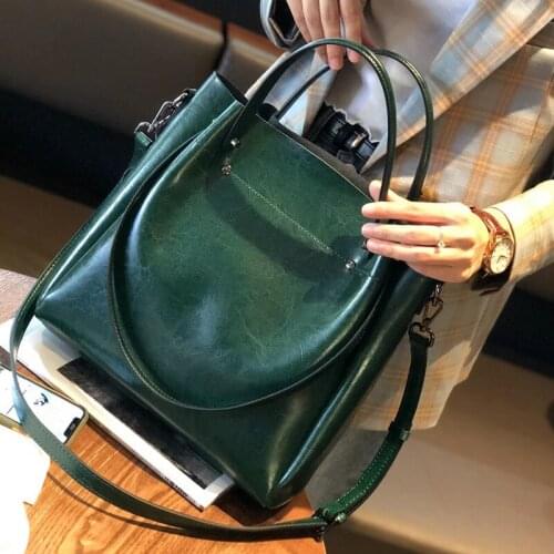 One shoulder Large bag 2021 new fashion diagonal leather womens bag large capacity womens tote bag bucket bag
