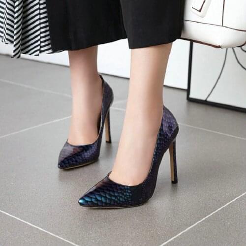 Sianie Tianie 2020 patent leather python snakeskin print shallow stilettos lady office pumps extra big size 46 womens high heels