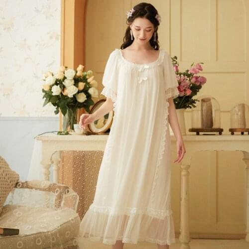 Ladies Long white Sleepshirts Vintage Nightgowns Fashion Sleepwear Sweet Nightwear Nightdress Lace Sleeping Dress Homewear Suit