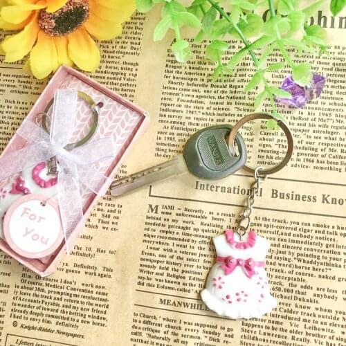 30pcs/Lot)FREE SHIPPING+Baby Shower Favors and Gift Cute Baby Girl Dress Design Pink Keychain Birthday Party Giveaway For Guest