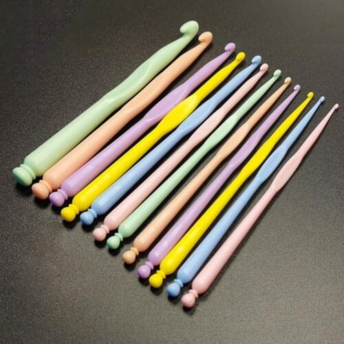 12 PCS/set Multi-color Plastic Crochet Hooks Kit Knitting Needles Craft Knit Crochet Hooks 2-10mm