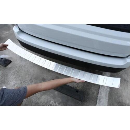 Stainless Steel Rear Outside Bumper Plate Cover For Land rover Range Rover Vogue L405 2013-2018 Car Accessories