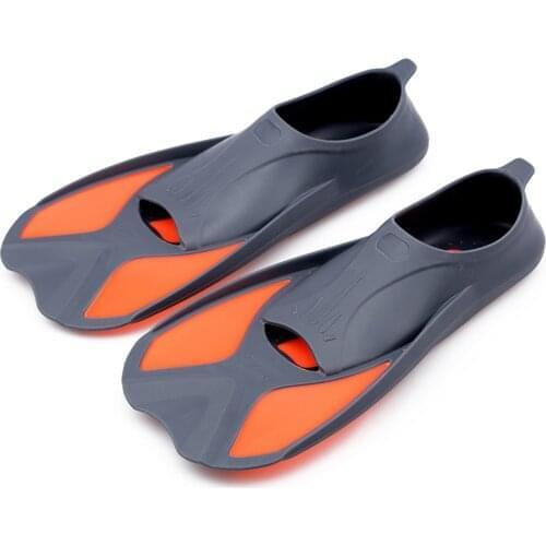 Kids Snorkeling Diving Swimming Fins Short Light Swim Fins Flippers Diving Foot Flippers for Swimming Snorkeling Training