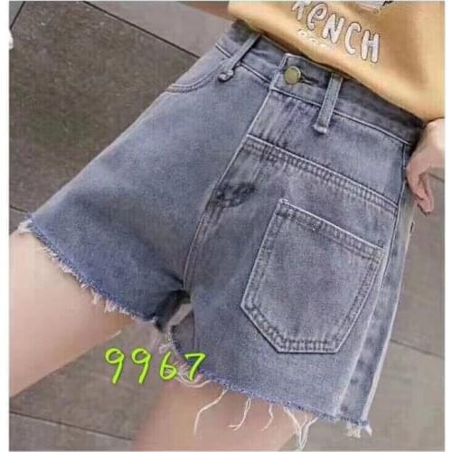 High waist row button hole Jeans Shorts female student fur edge Xia Han version show thin Baitao a wide-legged hot Shorts 9967