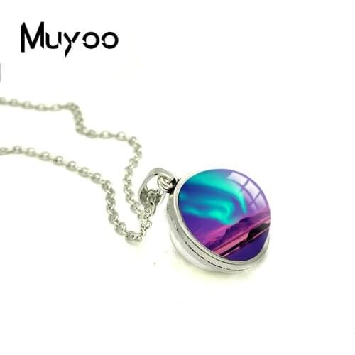 2019 New Northern Lights Double Sided Pendant Beautiful Scene Photo Necklace Handmade Glass Dome Jewelry