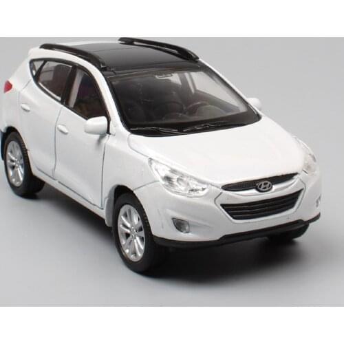 1/36 Scale mini Hyundai Tucson IX crossover SUV cars vehicles & diecast pull back Welly miniature models cars toys for boys game