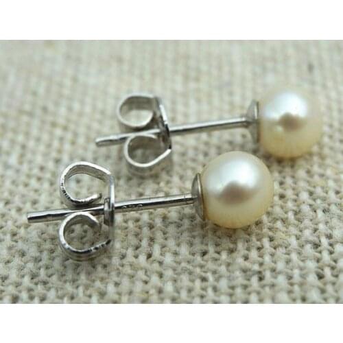 New Round Pearl Earrings Real Freshwater Pearls 5mm 925 Silver Stud Earrings Wedding Love Happiness Bridal Graduation Birth Gift